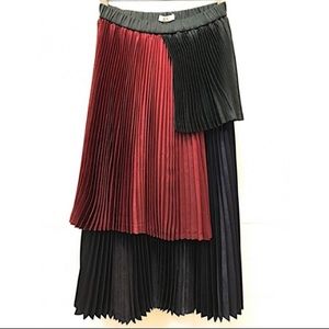 Neul pleated skirt